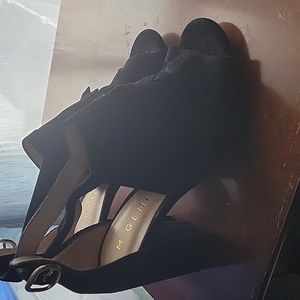 Gently Worn M. Gemi Black Suede Sandal with Fringe Size 40